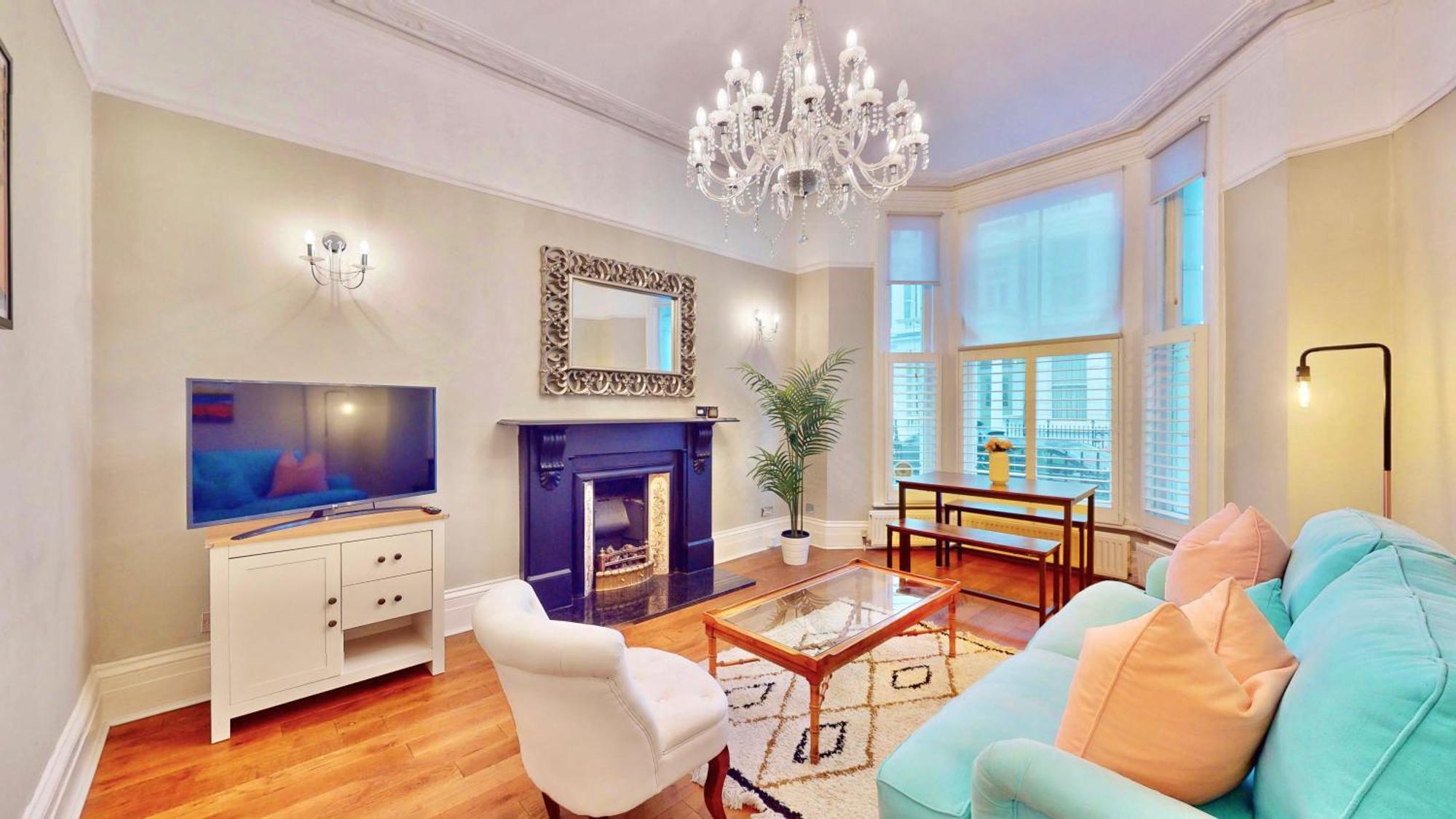 Bright & Spacious West Gem Londra